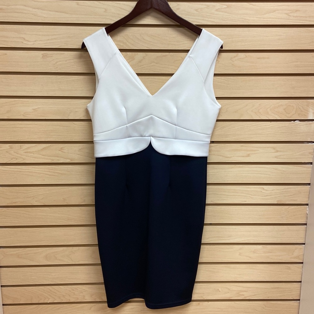 Jus d’Orange fancy, fashionable women dress Made in France  Size USA 8
